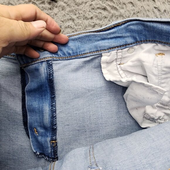 Levis Jeans Womens Size 18W 711 Medium Wash Stretch High Rise Skinny *GUC* - Picture 11 of 14